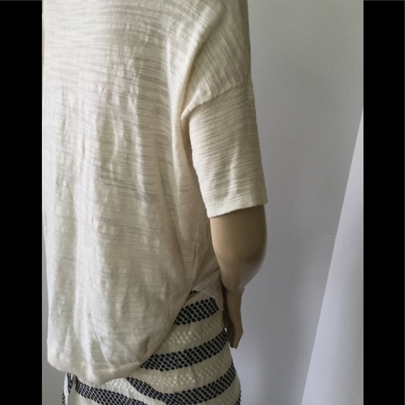 Ann Taylor LOFT Ivory Hi Lo Hem Cottony Summer Top (Size M) - Picture 7 of 8